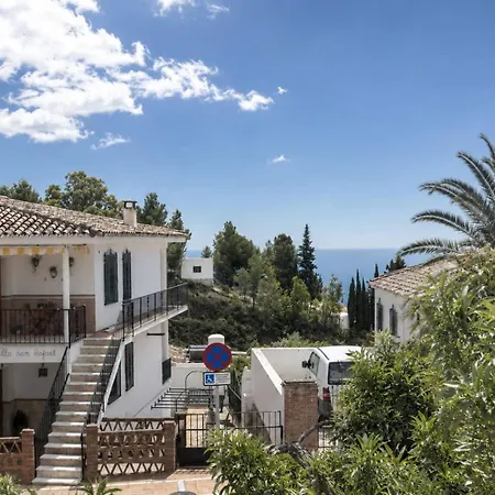 Hideaway With Shared Pool * Mijas