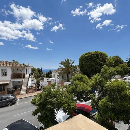 Apartman Hideaway With Shared Pool *