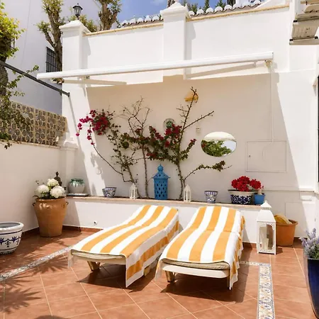 Apartment Hideaway With Shared Pool Mijas