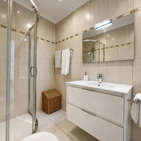 Hideaway With Shared Pool