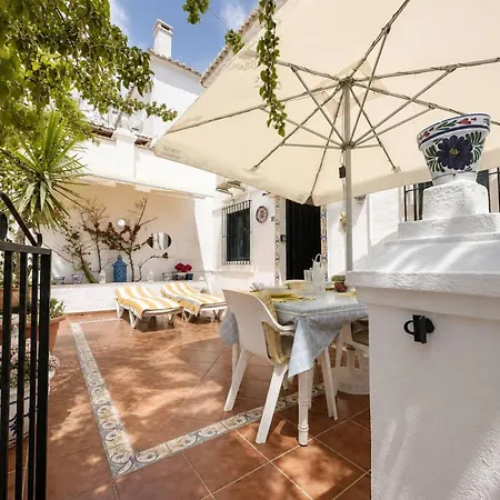 Hideaway With Shared Pool *